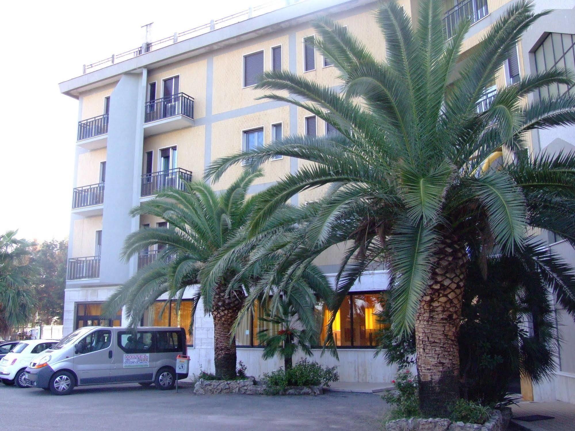 Hotel San Luca Rossano Exteriér fotografie